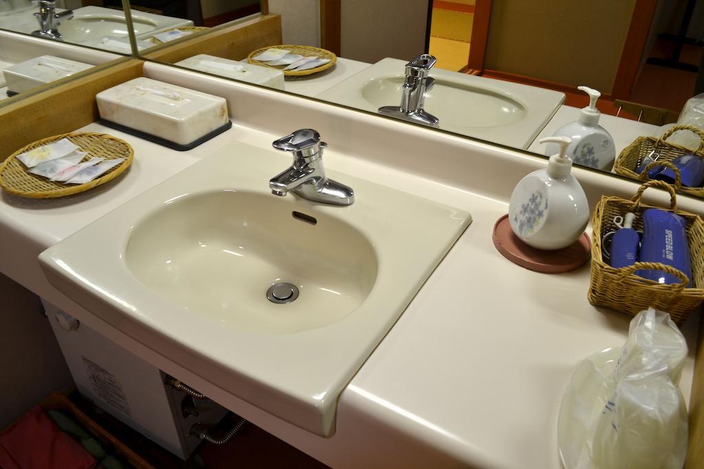 Отель Akita Onsen Plaza Номер фото