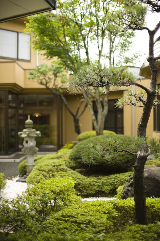 Отель Akita Onsen Plaza Экстерьер фото